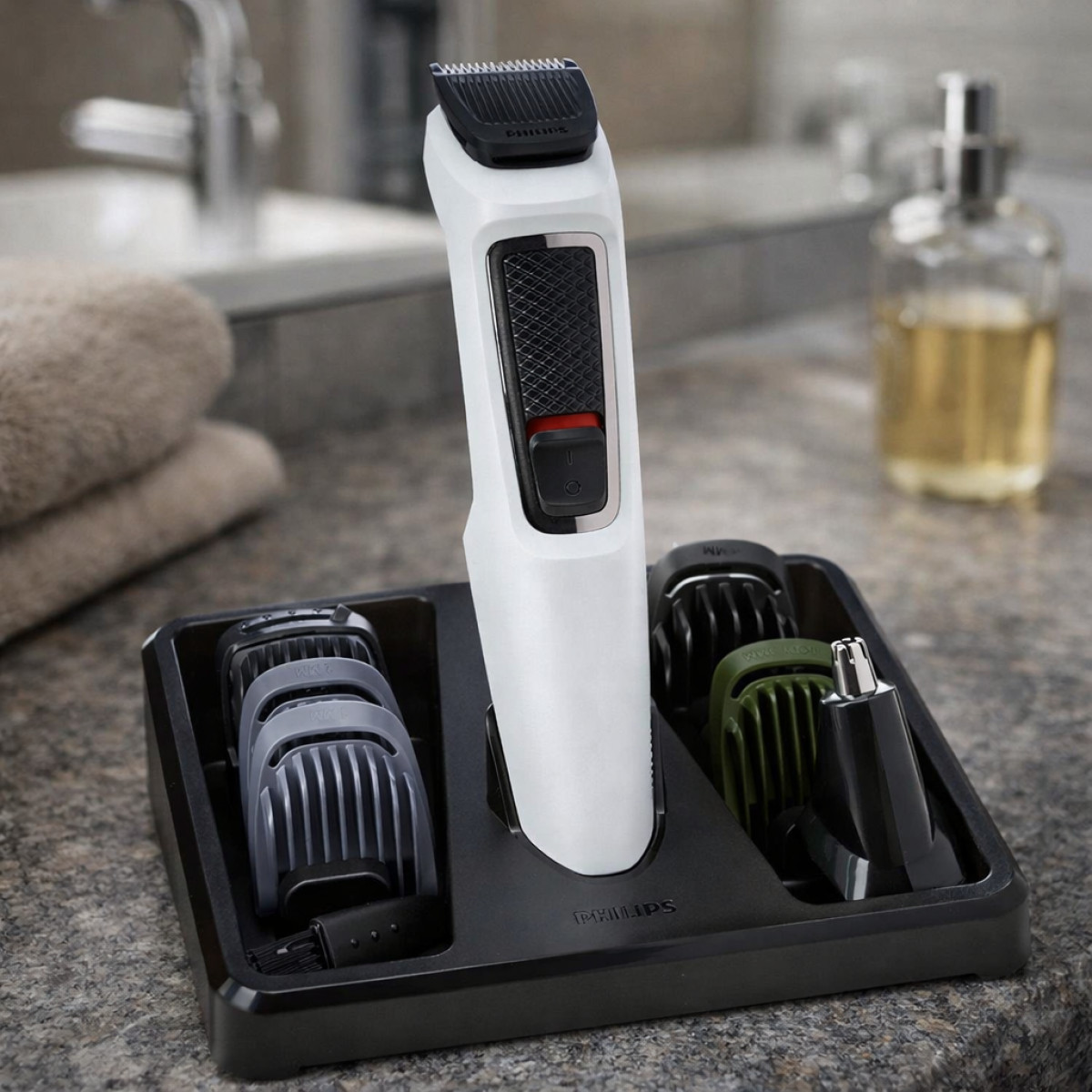 Aparador de Pelos 7 em 1 Philips MG3721/77 Series 3000 Bivolt - Máquina de barba com 7 Acessórios