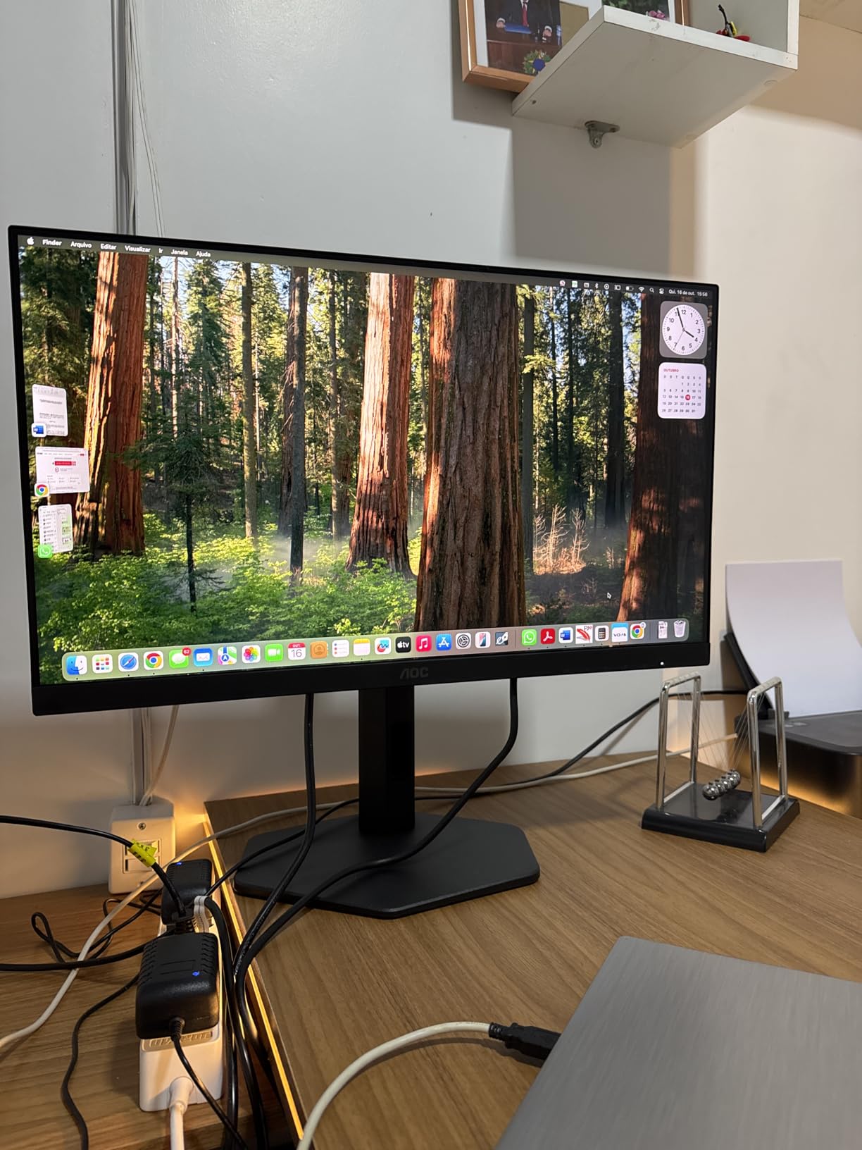 AOC, Monitor Gamer G4 24” 180Hz, 24G4/P, 0,5ms IPS, com Ajuste de Altura